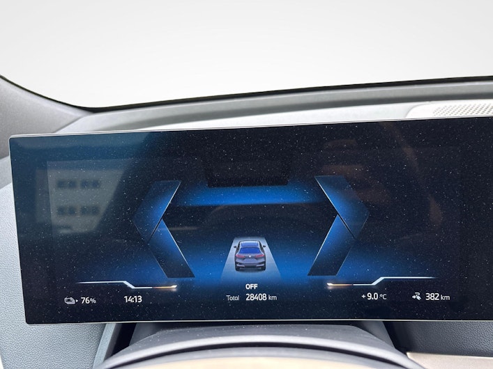 Vehicle image BMW iX