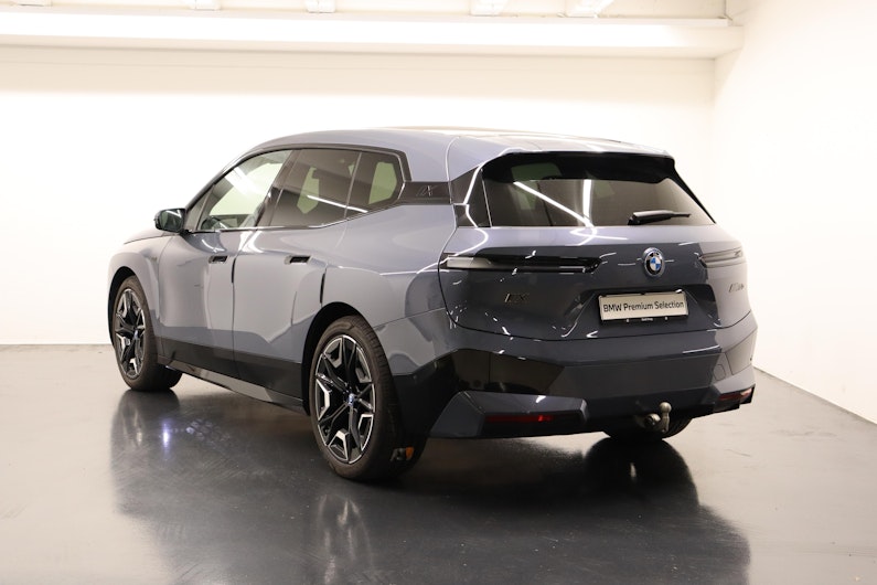 Vehicle image BMW iX