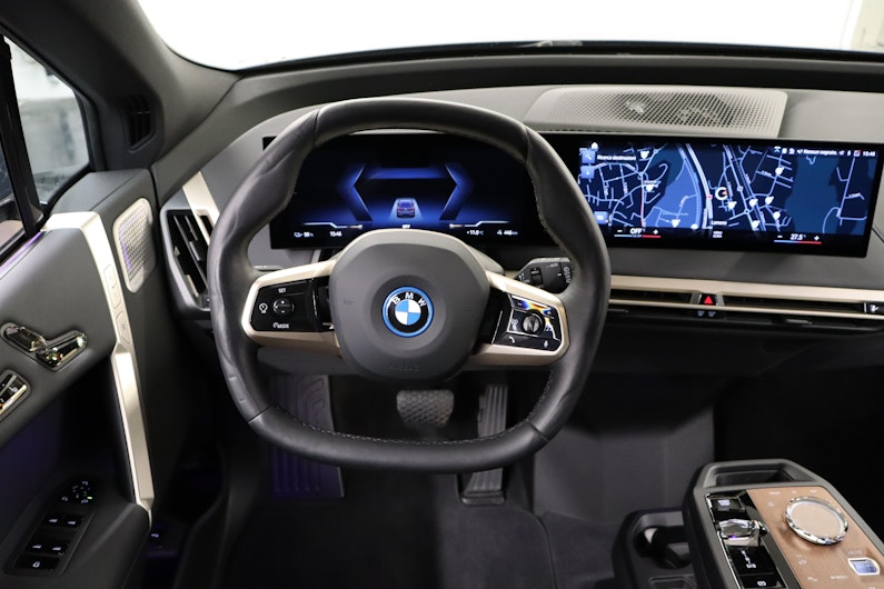 Vehicle image BMW iX