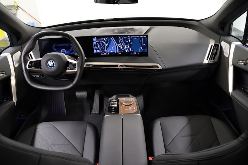 Vehicle image BMW iX