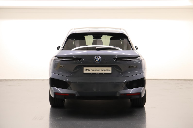 Vehicle image BMW iX