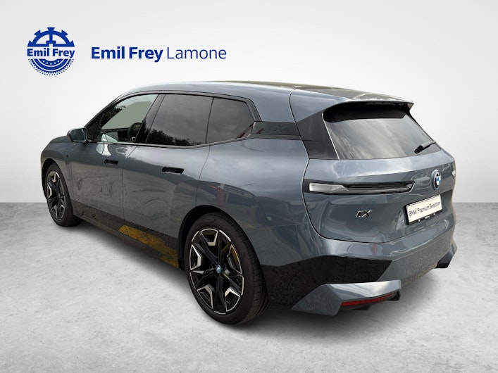 Vehicle image BMW iX