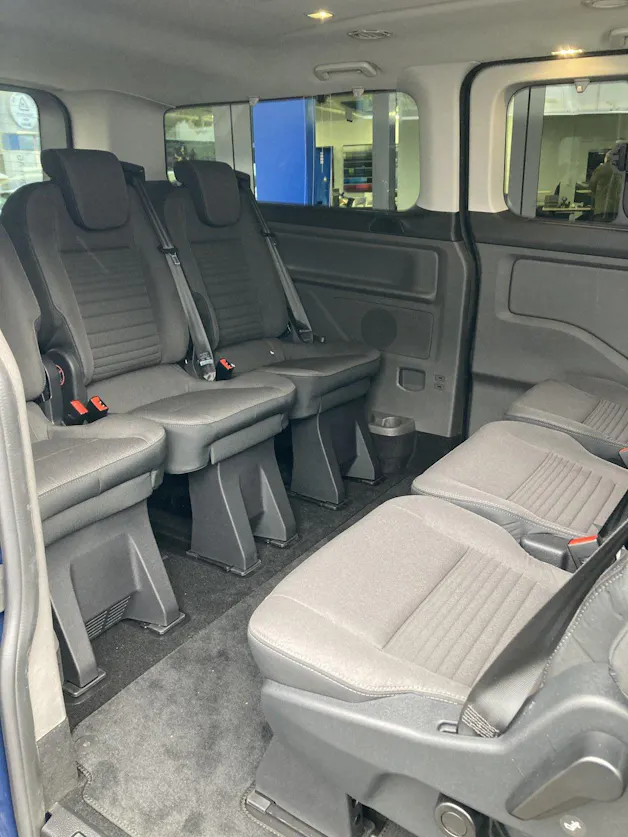 Ford Tourneo C Bus 320 L2 2.0 TDCi 150 Titanium