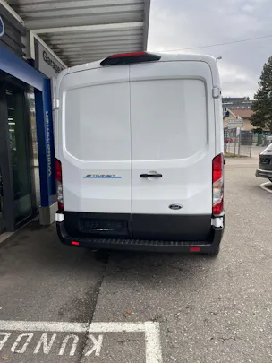 Ford E-Transit Van 350 L2H2 68kWh Trend