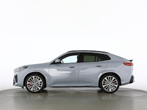 Vehicle image BMW iX2 30 xDrive