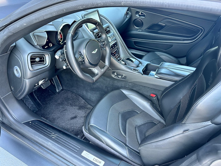 Vehicle image ASTON MARTIN DBS
