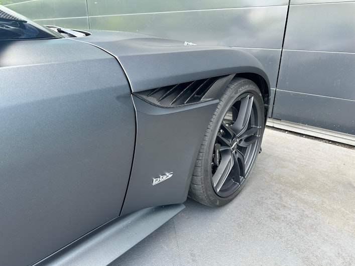 Vehicle image ASTON MARTIN DBS