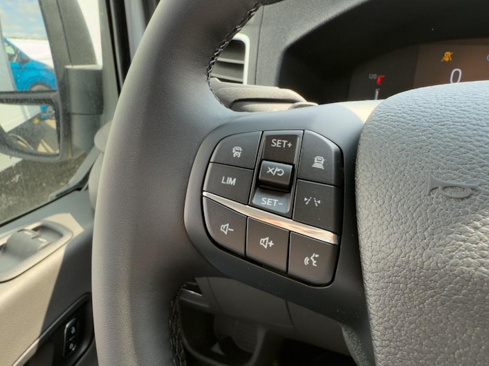 Vehicle image FORD Transit