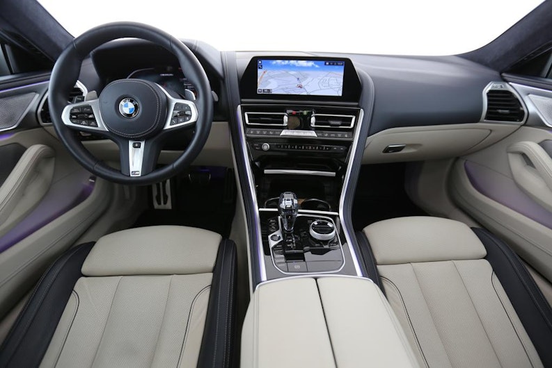 Vehicle image BMW 8 SERIES