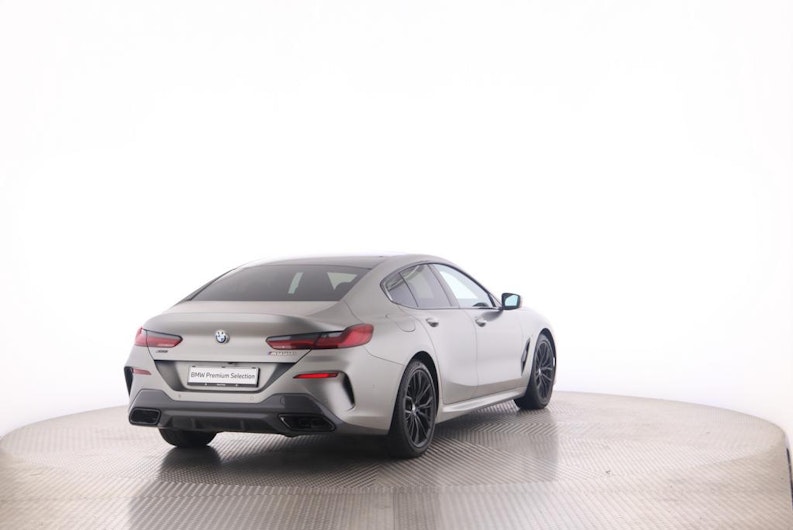 Vehicle image BMW 8 SERIES