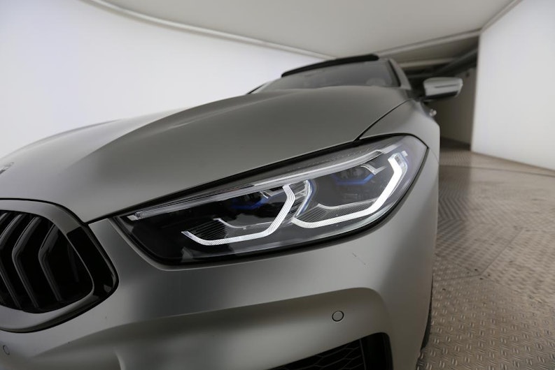 Vehicle image BMW 8 SERIES