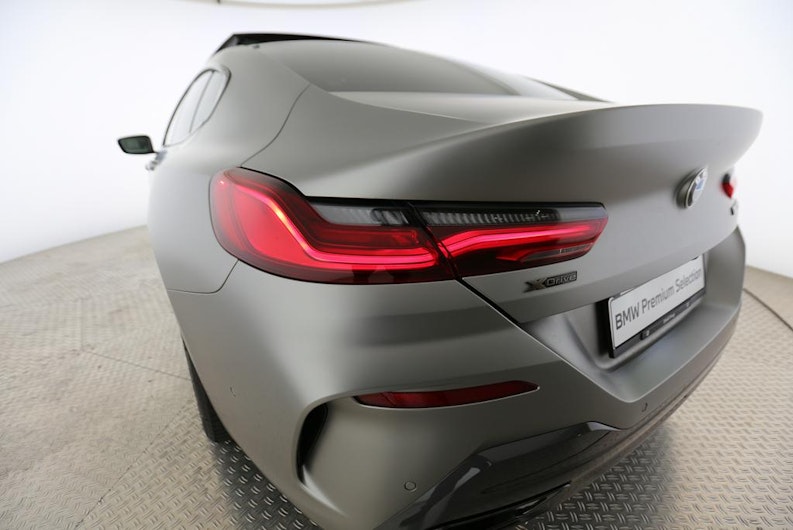 Vehicle image BMW 8 SERIES