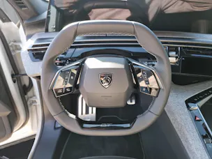 Peugeot 5008 1.2 Hybrid GT