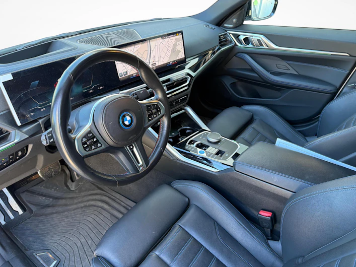 image du véhicule BMW i4