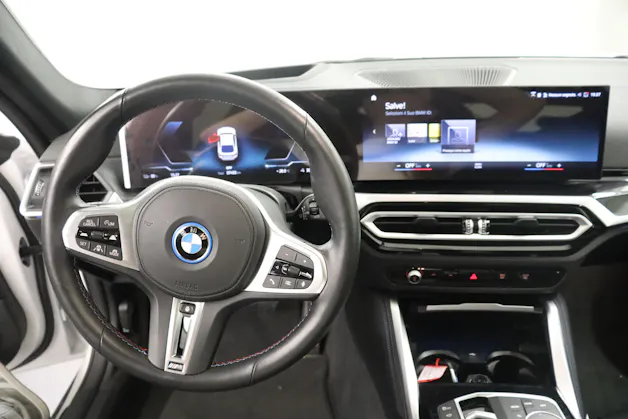 BMW i4 M50