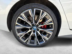BMW i4 M50