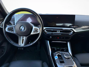 https://vehicle.imgix.net/3735946/f76701bb-1cfb-42ef-b554-d9a3021cff77.jpg