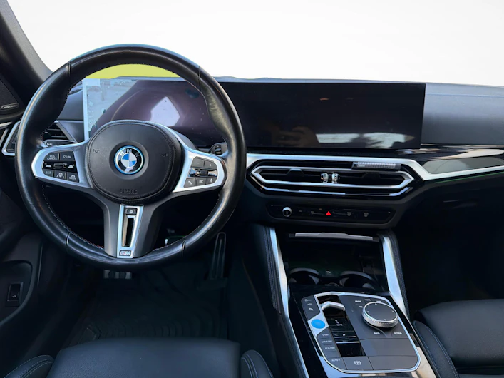 image du véhicule BMW i4