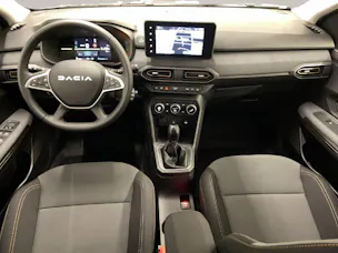 Dacia Jogger 1.6 Hybrid Extreme 5P