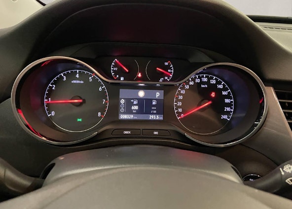 Vehicle image 9 Vehicle image 9