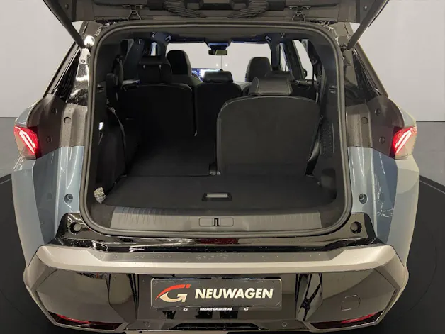 Peugeot 5008 e-GT