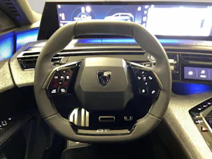 Peugeot 5008 e-GT