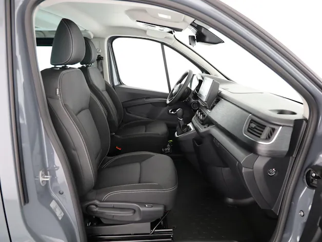 Nissan Primastar Kombi 2.8 t L1H1 2.0 8-Plätzer