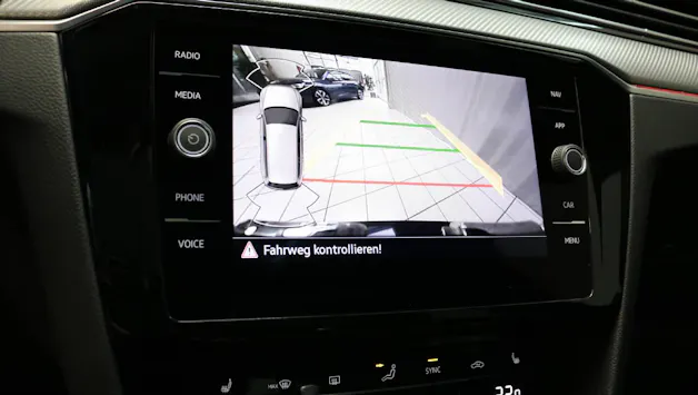 VW Passat Variant 2.0 TSI Elegance R-Line DSG