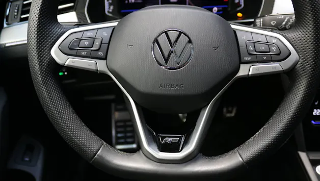 VW Passat Variant 2.0 TSI Elegance R-Line DSG