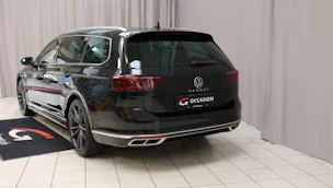 VW Passat Variant 2.0 TSI Elegance R-Line DSG