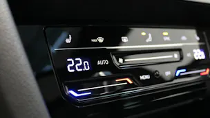 VW Passat Variant 2.0 TSI Elegance R-Line DSG