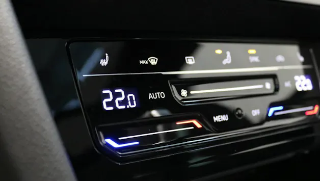 VW Passat Variant 2.0 TSI Elegance R-Line DSG