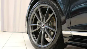 VW Passat Variant 2.0 TSI Elegance R-Line DSG