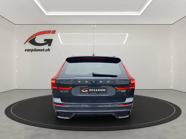 Volvo XC60 2.0 B5 MH R-Design AWD
