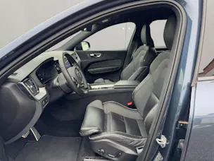 Volvo XC60 2.0 B5 MH R-Design AWD