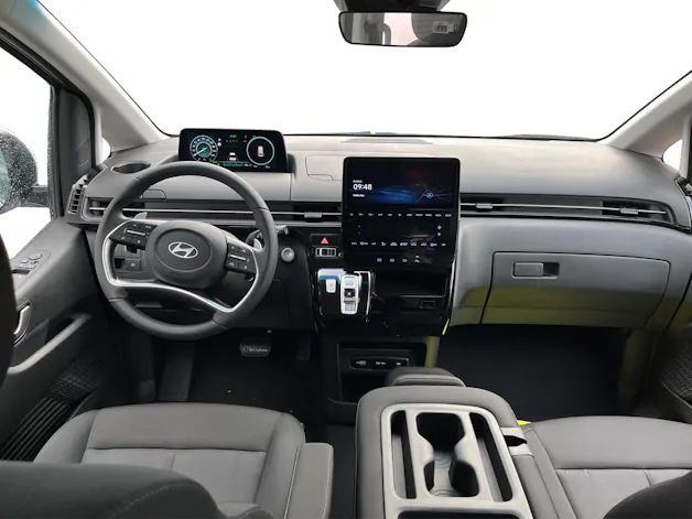 Hyundai Staria Wagon 1.6 GDi HEV Amplia