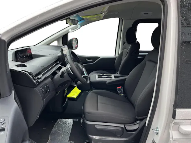 Hyundai Staria Wagon 1.6 GDi HEV Amplia
