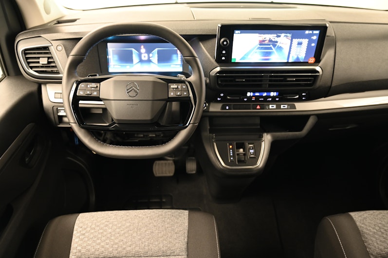 Vehicle image CITROEN SPACETOURER