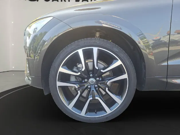 Volvo XC60 2.0 B4 MH Ultimate Dark AWD