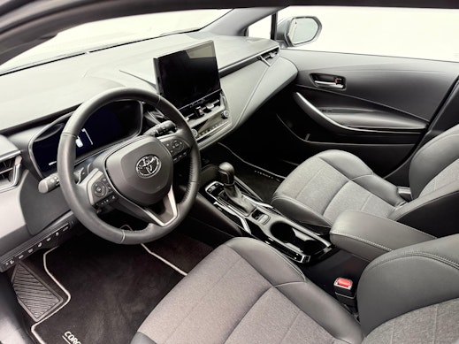 TOYOTA Corolla Touring Sports 2.0 HSD Trend 3