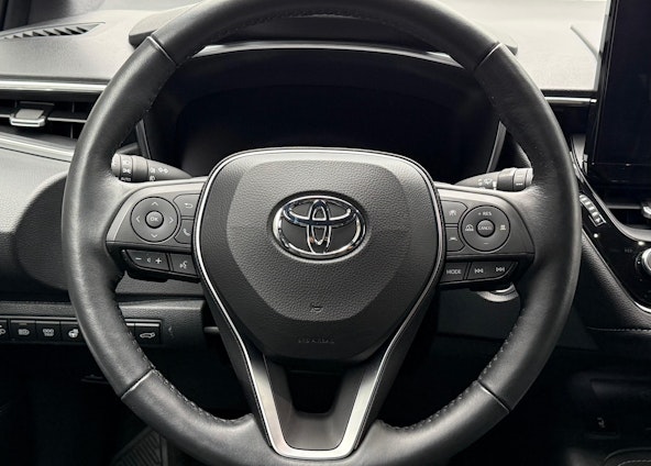 Vehicle image 6 Vehicle image 6