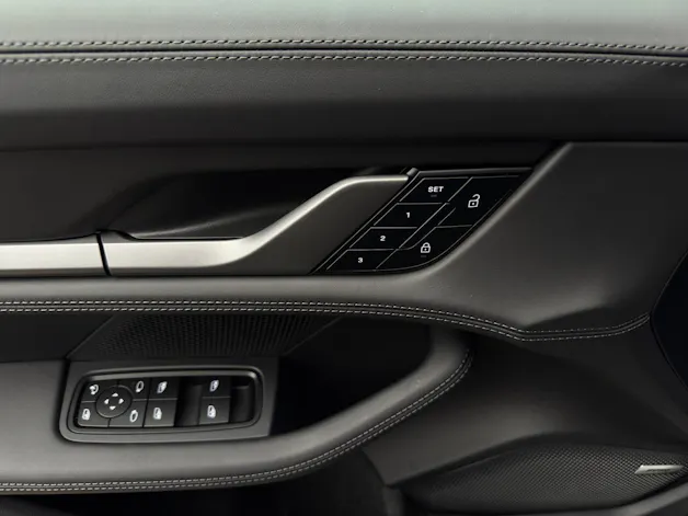 Porsche Taycan 4S mit Performance Batterie Plus