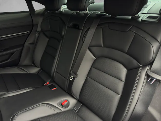 Porsche Taycan 4S mit Performance Batterie Plus