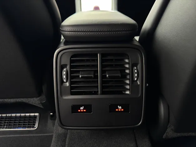 Porsche Taycan 4S mit Performance Batterie Plus