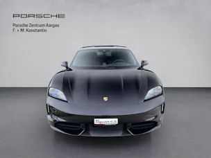 Porsche Taycan 4S mit Performance Batterie Plus