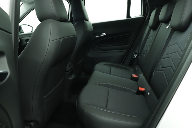 Vehicle image JEEP AVENGER