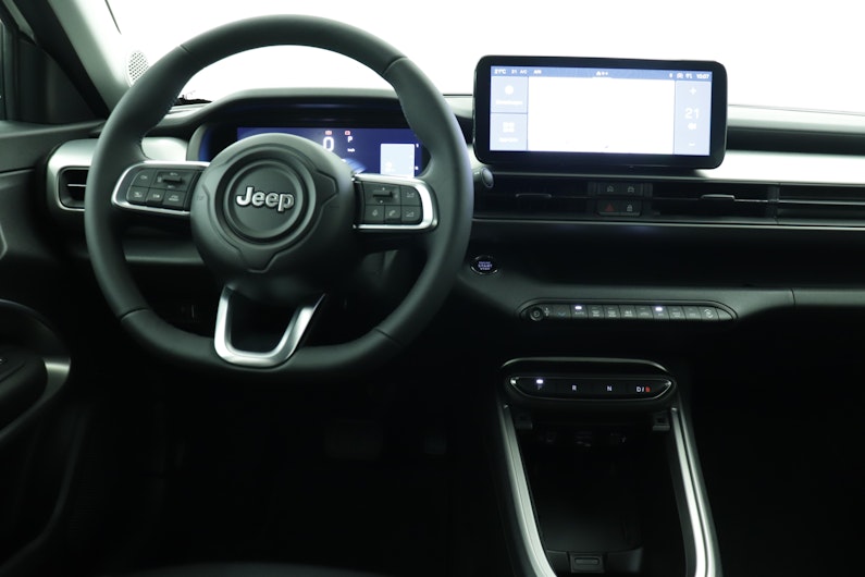 Vehicle image JEEP AVENGER