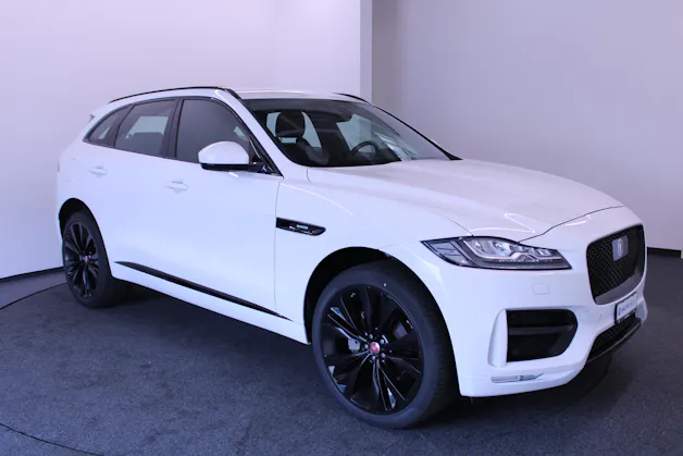 Jaguar F-Pace 2.0 D 240 R-Sport AWD *LEASING 1.99%*