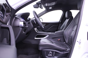 Vehicle image JAGUAR F-Pace 2.0 D 240 R-Sport AWD