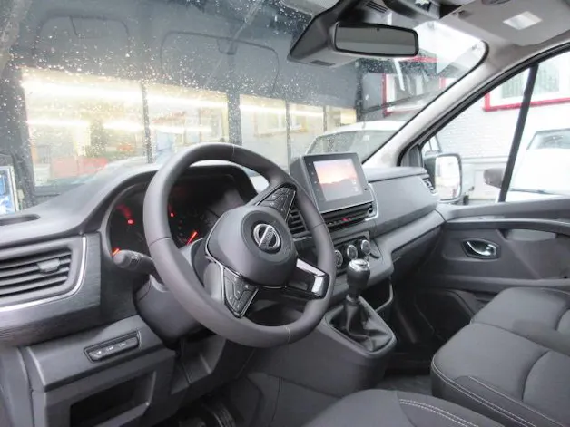 Nissan Primastar Kaw. 3.0 t L2 H1 2.0 dCi 150 N-Connecta
